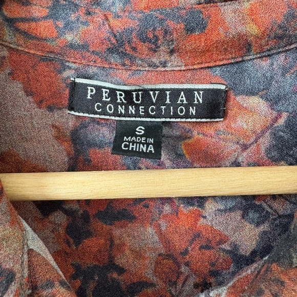 Peruvian Connection Floral Shirt | Small - Picture 3 of 6